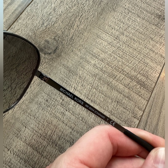 Michael Kors MK5004 Chelsea Sunglasses - Picture 9 of 9